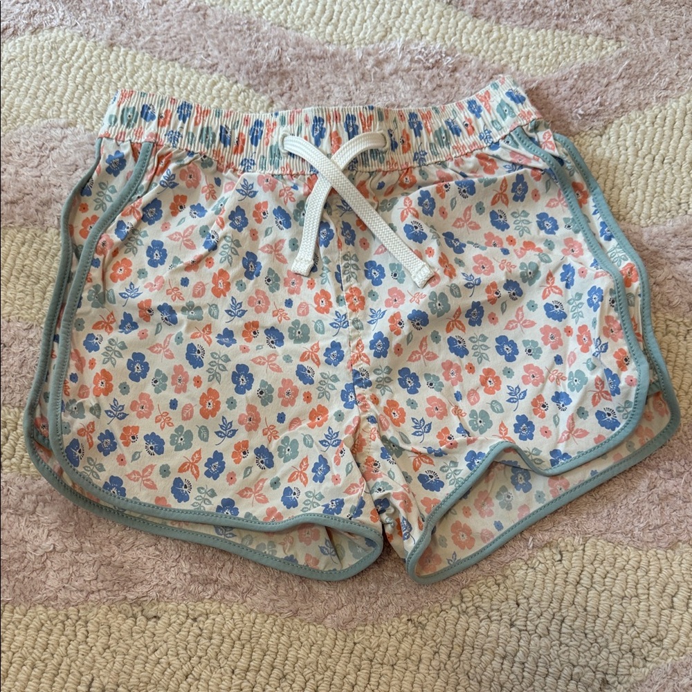 Crewcuts floral active shorts size 8
